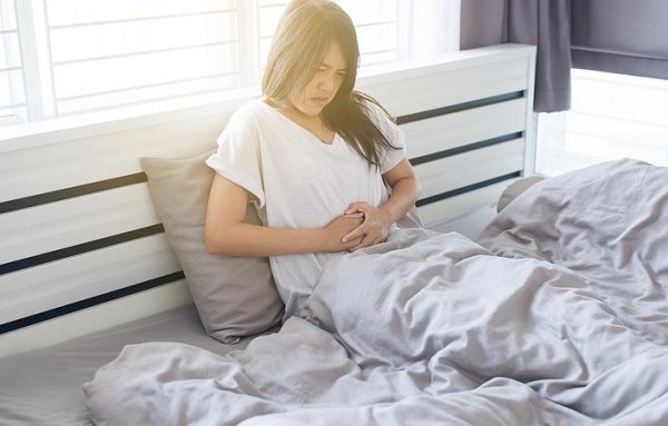 广源优配 为什么有的女生痛经“痛得要死”, 有的一点儿不疼? 哪种更健康?