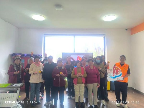 乾鑫配资 微校聚能|麦香·直播间宝妈创业训练营第三、四期——“指尖绽放的爱”母亲节特别活动