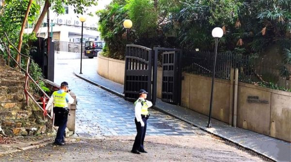 股顺网 香港豪宅内母亲淹死7个月大女儿后自尽 产后抑郁悲剧